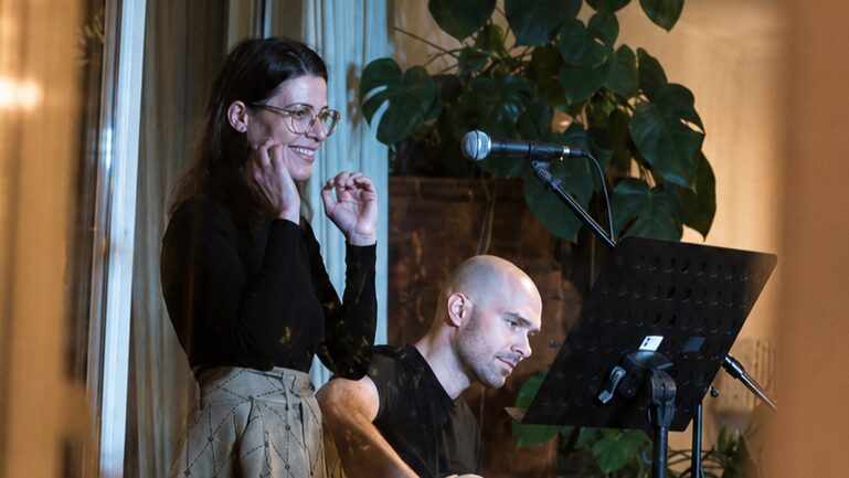 vesna singing